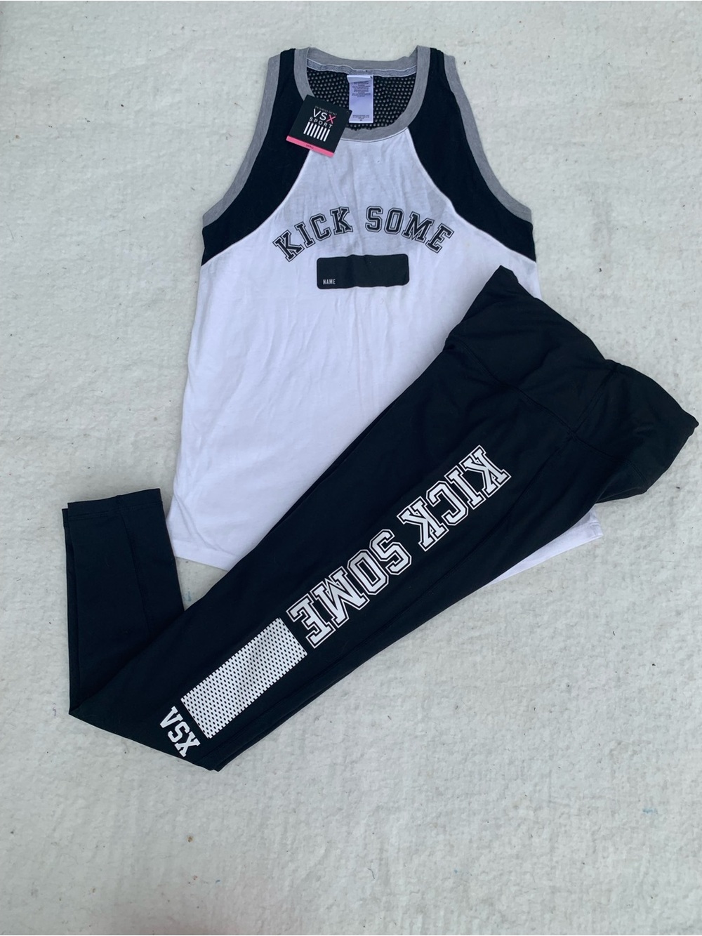 Victorias Secret Sport VSX Kick Some leggings top set